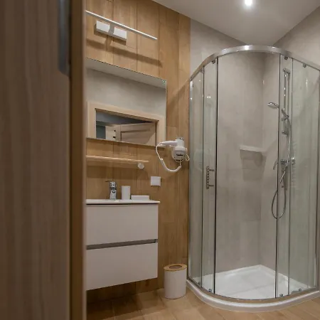 Mountsea , Grunwaldzka